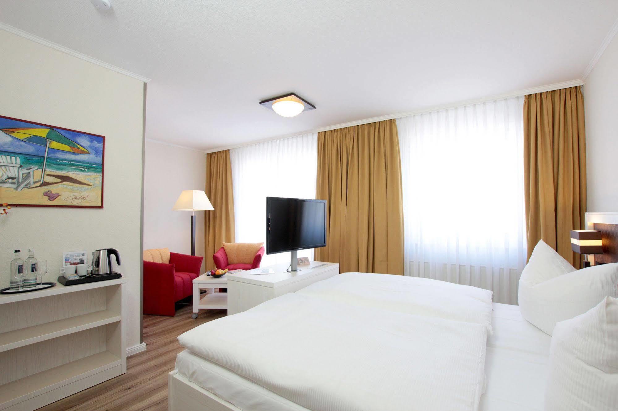 Park Hotel Sellin ภายนอก รูปภาพ